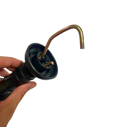 Manija plástica con resorte para portera GANADER®